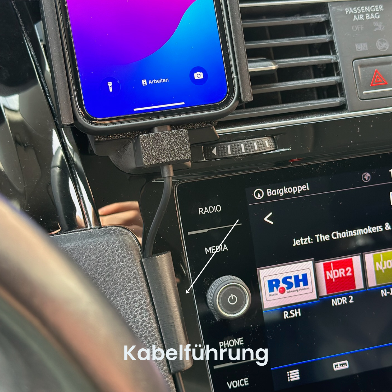 Handyhalterung VW Golf 7 | MagSafe | CarPlay | AndroidAuto | Wireless-Charging