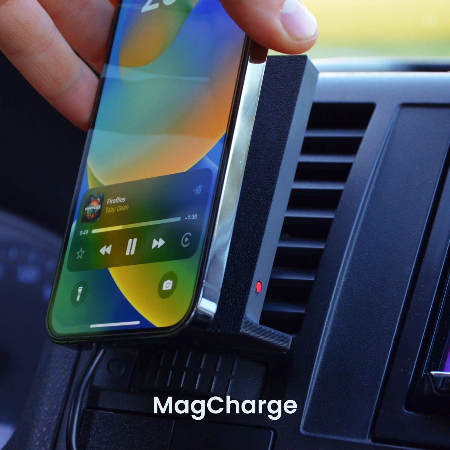 Handyhalterung VW T5 | MagSafe | CarPlay | AndroidAuto | Wireless-Charging