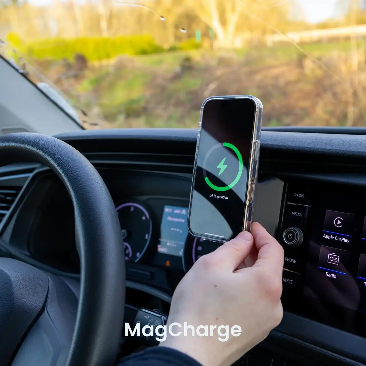 Handyhalterung VW T6.1 | MagSafe | CarPlay | AndroidAuto | Wireless-Charging